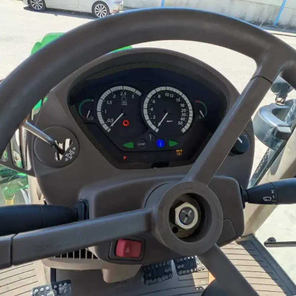 Cuadro de instrumentos del John Deere 6430 Premium.